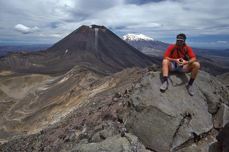 WT 0200 024-14 New Zealand Me Summit of Mt Tongariro.jpg